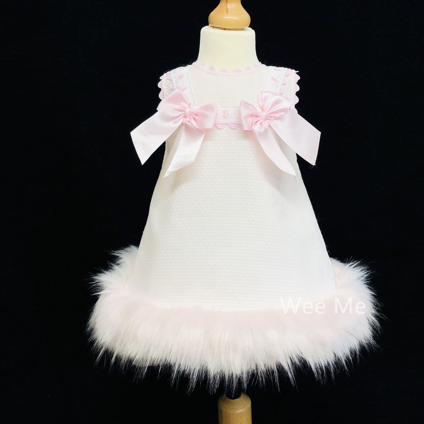 SALE" Gorgeous Baby Girl Pink Fur Bottom Dress with Pink Bow "8612 Pink