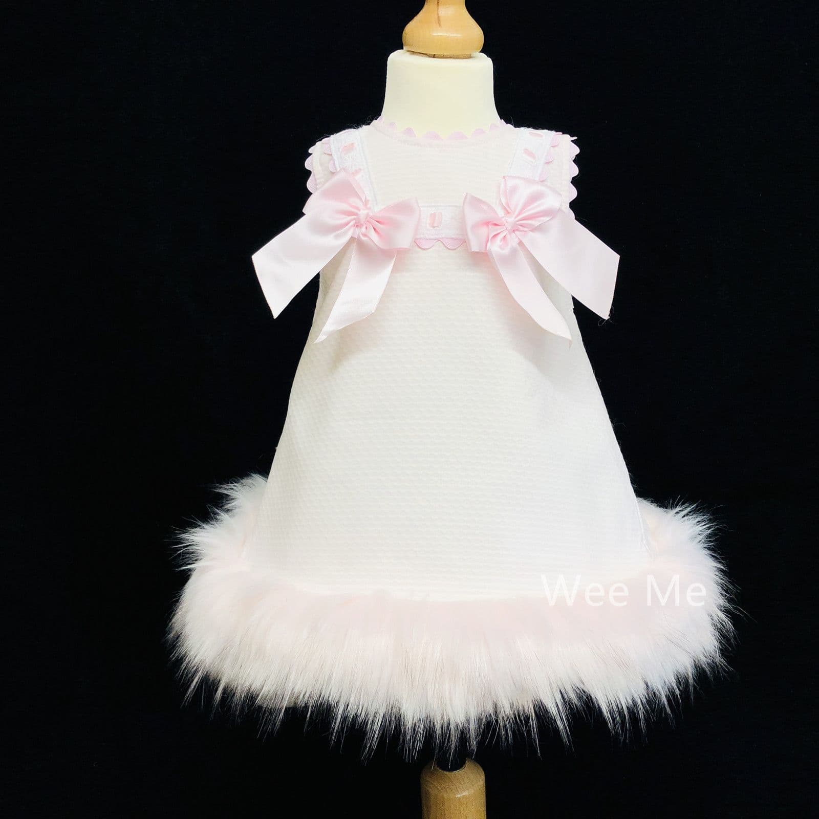 SALE" Gorgeous Baby Girl Pink Fur Bottom Dress with Pink Bow "8612 Pink